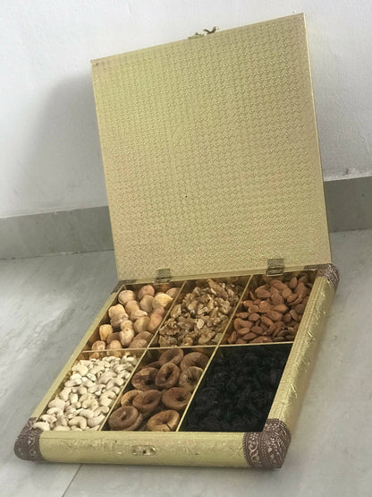 SK Mithaii | Assorted Hibiscus Flower Design Dry Fruit Gift Box |Almonds |Apricots |Walnuts | Cashews |Figs | Black Resins