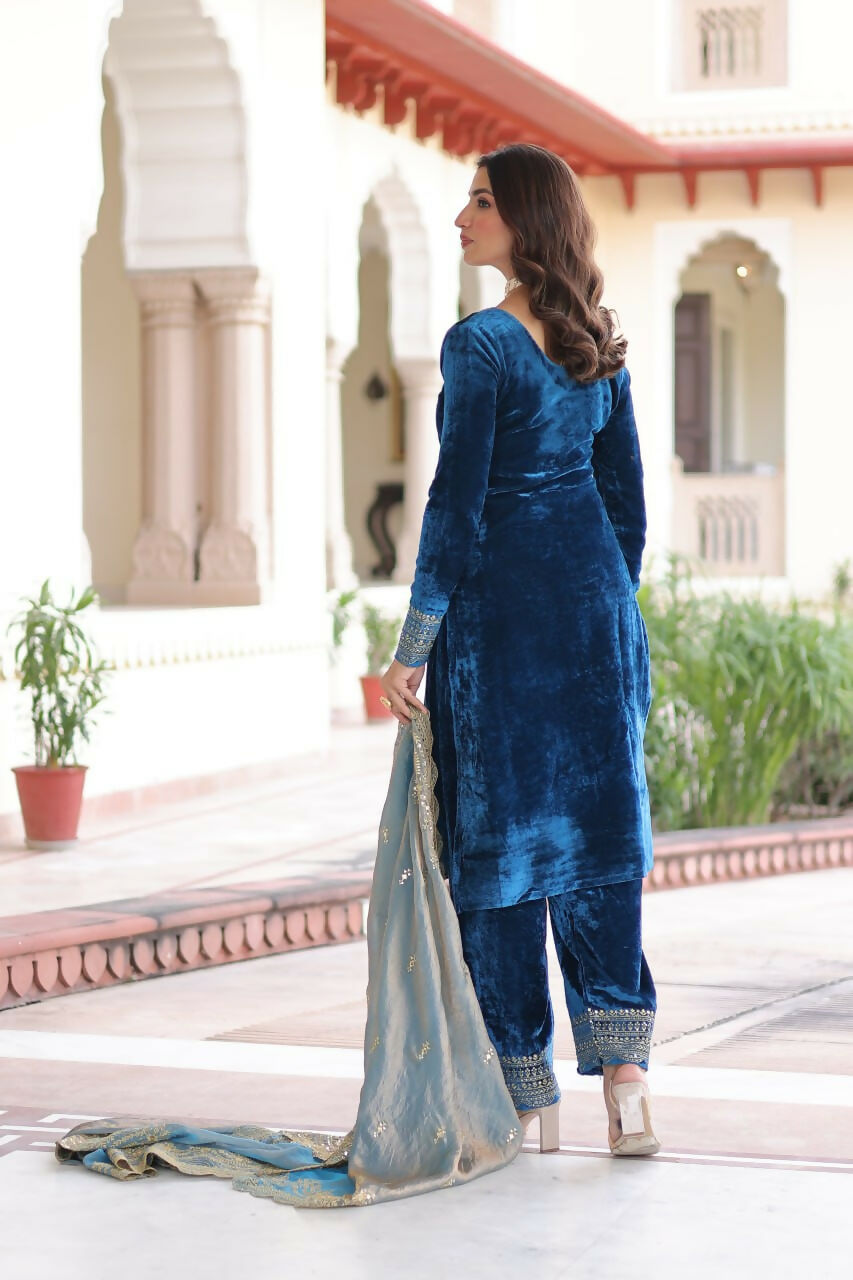 Vastranavya Morpeach Velvet With Rich Sequins & Zari Embroidered Work Top-Bottom With Dupatta