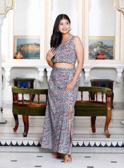 Miravan Women's Grey Floral Printed Crop Top And Skirt Co-Ord Set