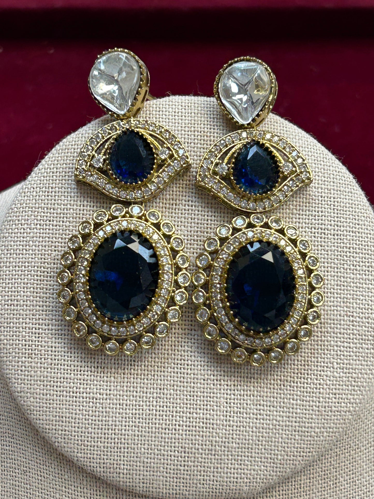 Antique polish earrings : Blue