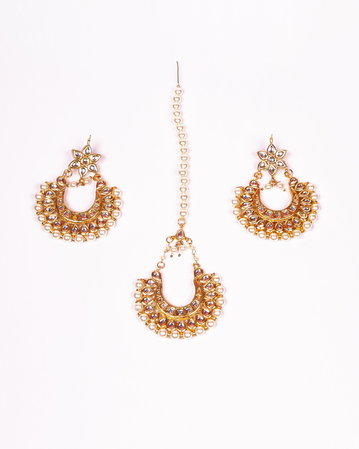 Gold-Polished Alloy Pearl And Kundan Choker Necklace Set - The Pari