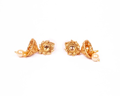 Gold-Polished Alloy Pearl And Beads Mala Pendant Set - The Pari