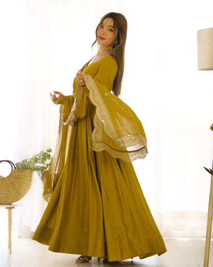 Lorenvalley Fashion Yellow Pure Roman Silk Chanderi Fabric Fully Flared Anarkali Pant With Dupatta Set - Yellow