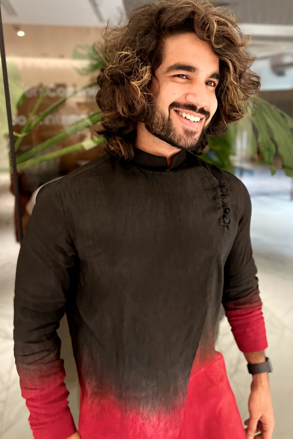 Pattern Ombre Kurta by Hilo Design