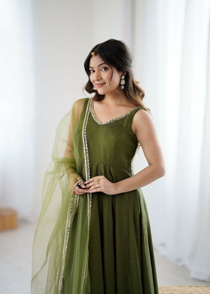 Joban Fashion Mehndi Kurta Set Chanderi Sequence Embroidery Work