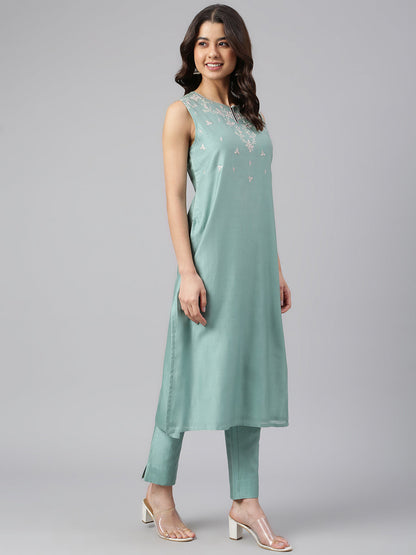 Janasya Women's Sea Green Chanderi Silk Solid Kurta With Pant