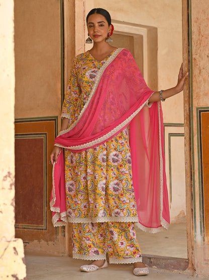 Janasya Women's Yellow Cotton Floral Print Kurta With Palazzo And Dupatta