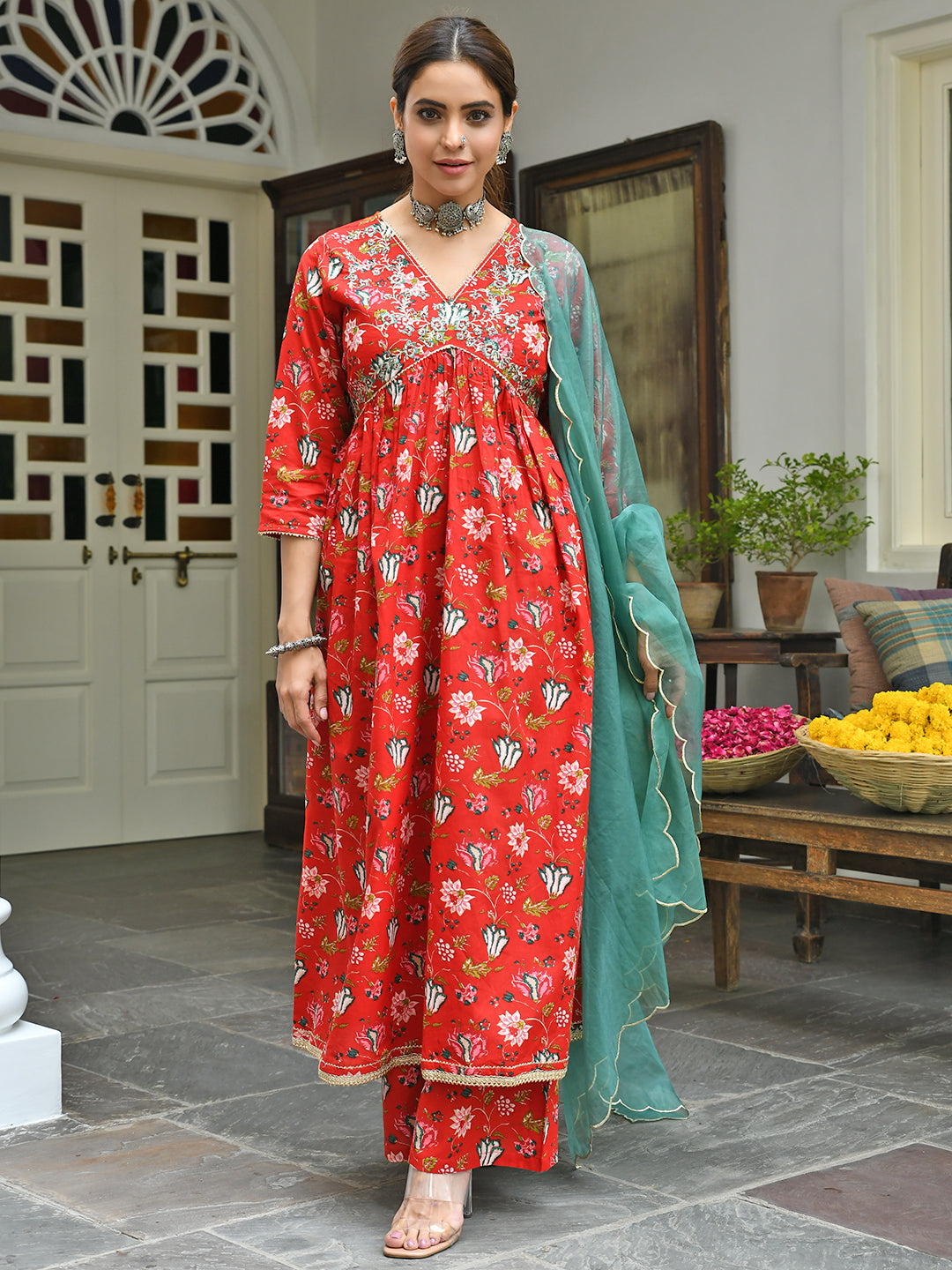 Janasya Women's Red Cotton Floral Block Print Kurta With Palazzo And Dupatta