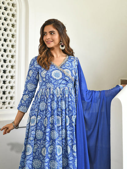 Janasya Women's Blue Cotton Floral Block Print Kurta With Flared Palazzo And Dupatta