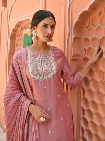 Janasya Women's Old Rose Chinon Embroidered Kurta With Skirt And Dupatta