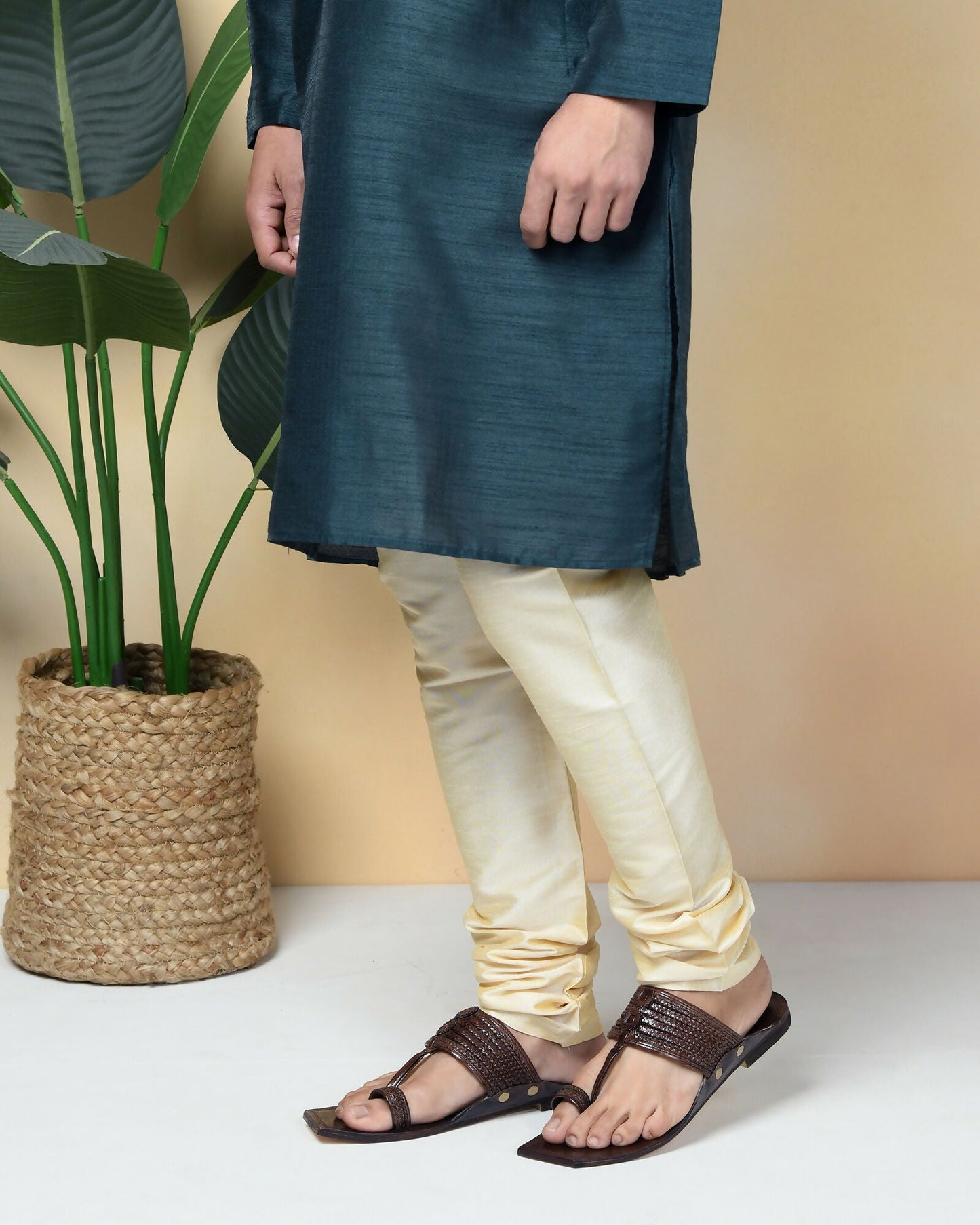 Stepsoft Men'S Brown Sqaure Toe Kolhapuri Chappal | Handcrafted Leather Slip-On Ethnic Footwear