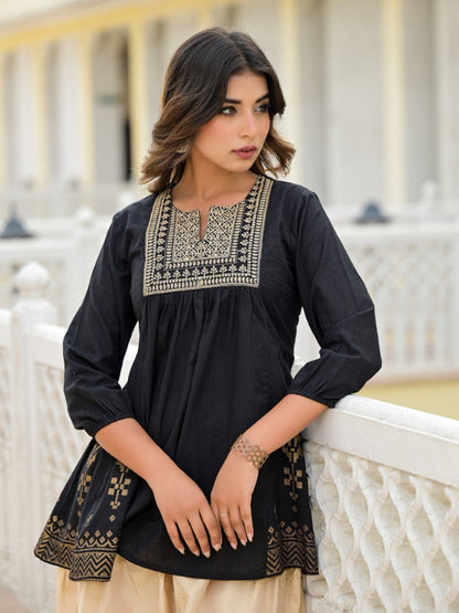 Juniper Women's Black Ethnic Motif Printed Tunic & Dhoti Pant Co-Ord Set For With Zari Embroidery