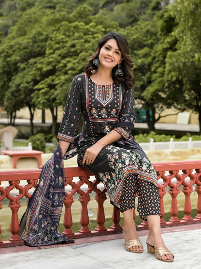 Juniper Women's Black Viscose Rayon Printed Kurta Set