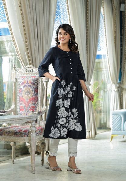 Juniper Women's Black Floral Printed Cotton Kurta With Button Detailing