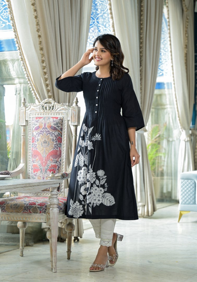 Juniper Women's Black Floral Printed Cotton Kurta With Button Detailing