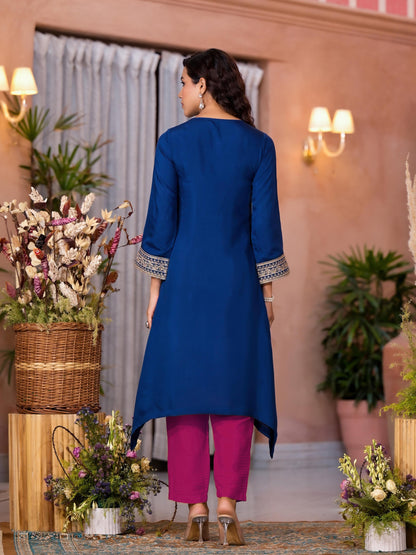 Juniper Women's Blue Viscose Rayon Embroidered Kurta Set