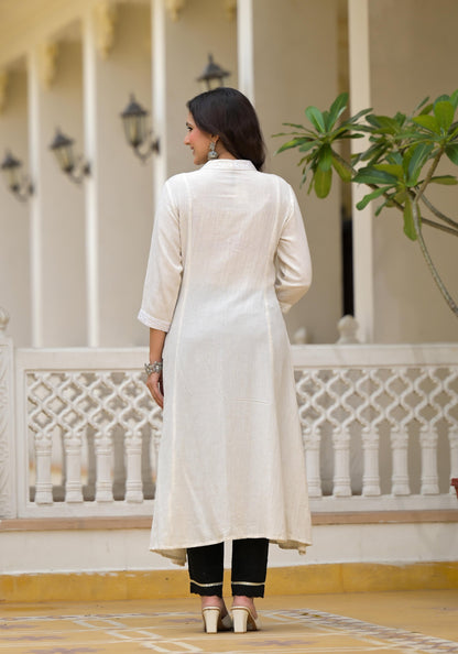 Juniper Off-White Solid Kurta With Mirror Work