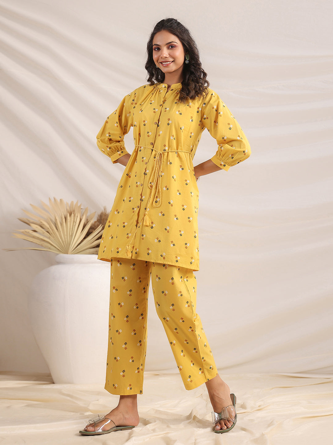 Janasya Gathering Cambric Mustard Geometric Band Collar Co-Ords