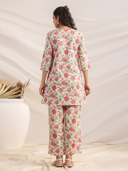Janasya A-Line Cambric Beige Floral Round Neck Co-Ords