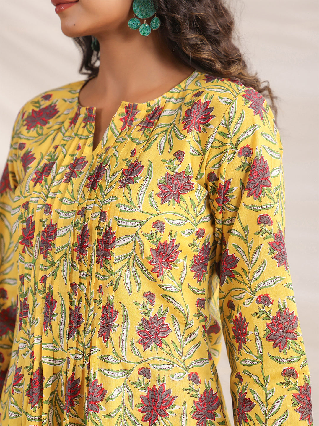Janasya Pleated Cambric Yellow Floral Notch Neck Co-Ords