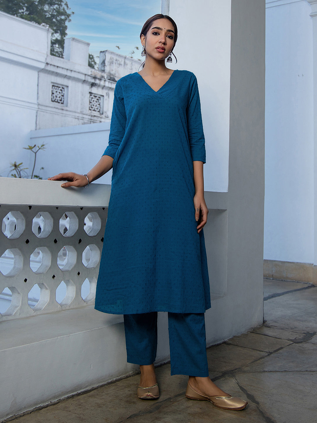 Janasya A-Line Dobby Cotton Teal Self Design V-Neck Co-Ords