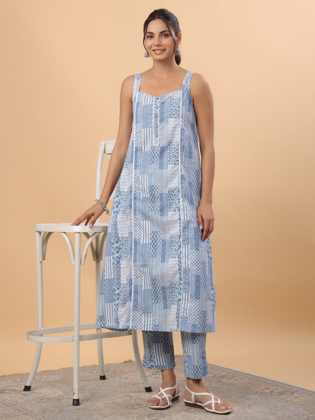 Janasya A-Line Cambric Blue Ethnic Motifs Sweetheart Neck Set
