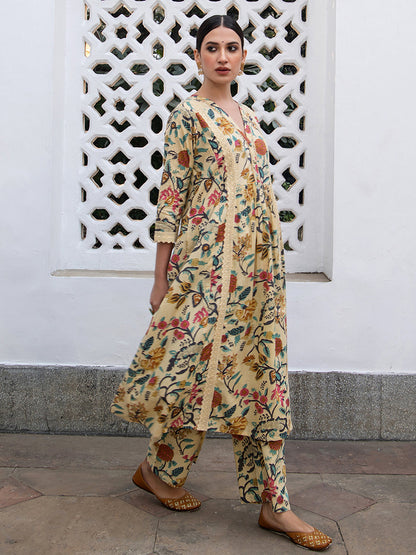 Janasya Light Cotton Floral Gathered Kurta Set