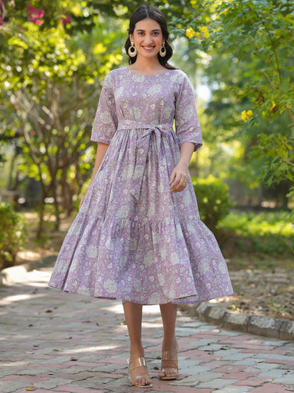 Janasya Light Cotton Floral Tiered Dress