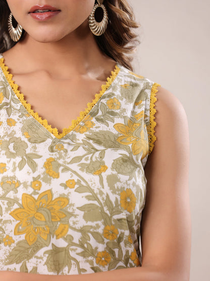 Janasya Light Cotton Floral Straight Kurta Set