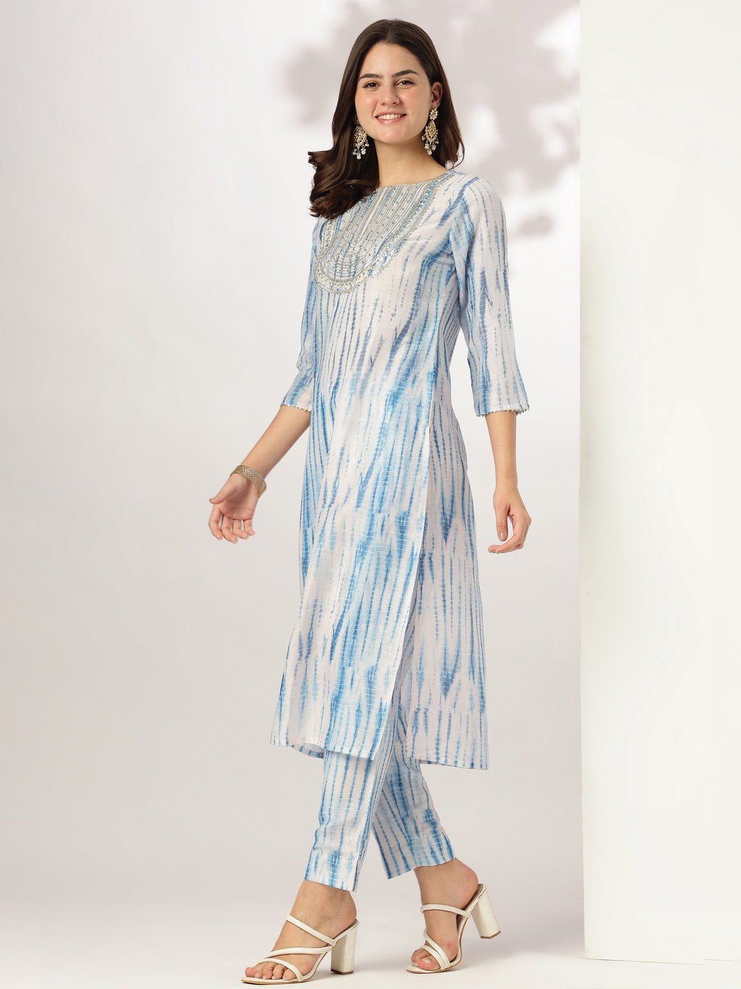 Janasya Light Silk Blend Tie & dye Straight Kurta Set