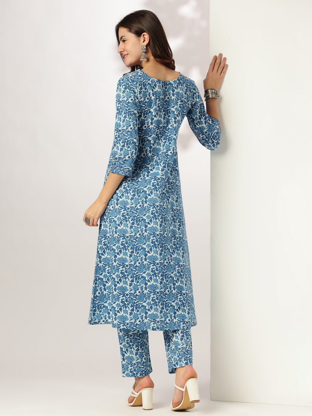Janasya Dark Cotton Floral A-Line Kurta Set