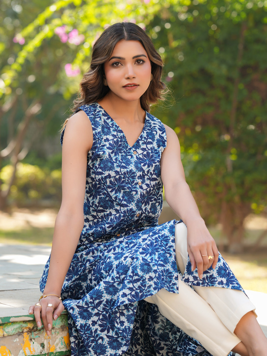 Janasya Dark Cotton Floral A-Line Kurta