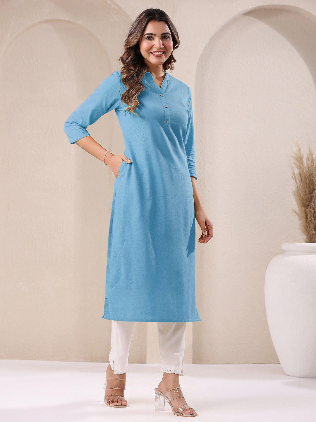 Janasya Light Cotton Solid Straight Kurta