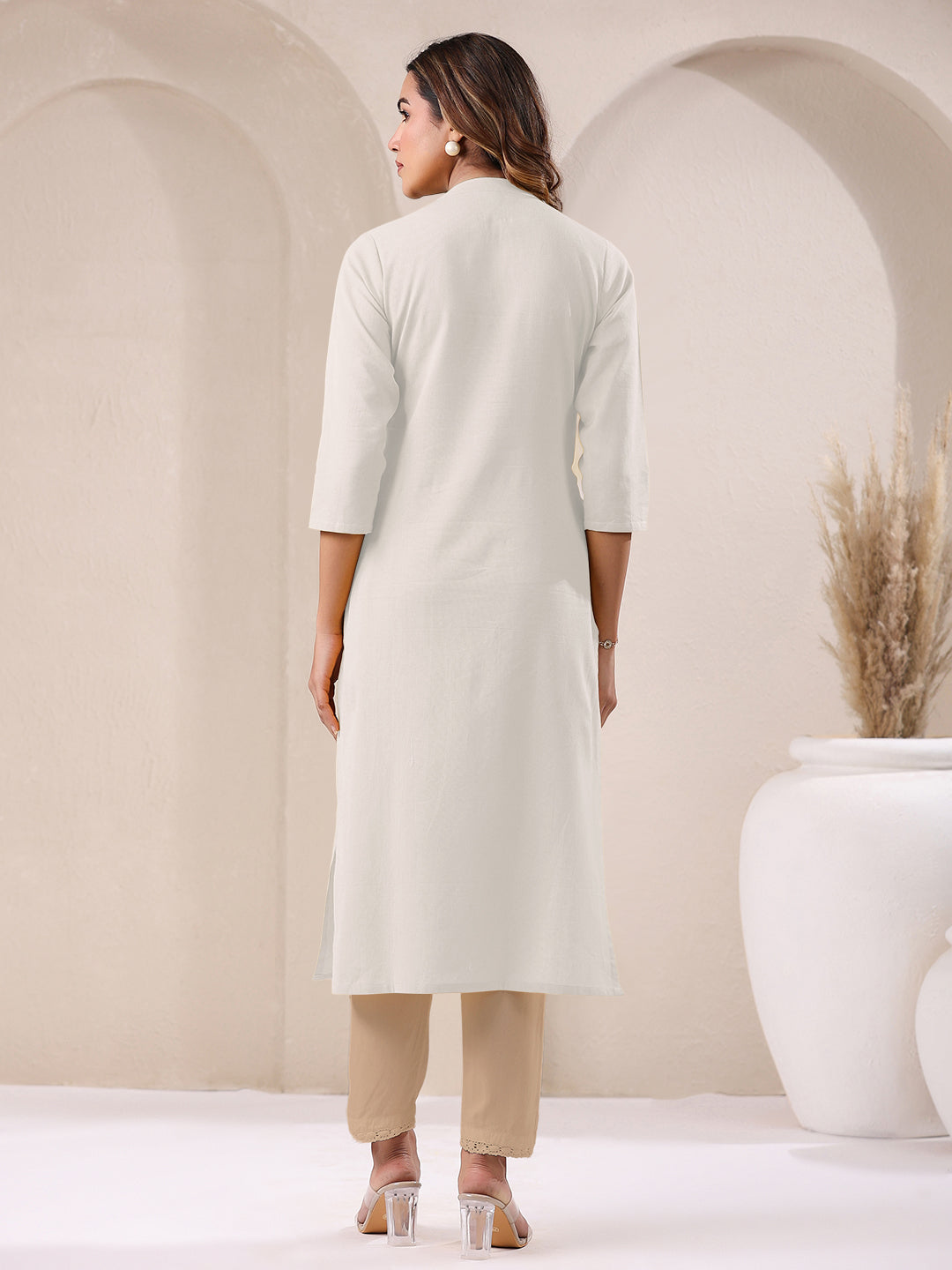 Janasya Light Cotton Solid Straight Kurta