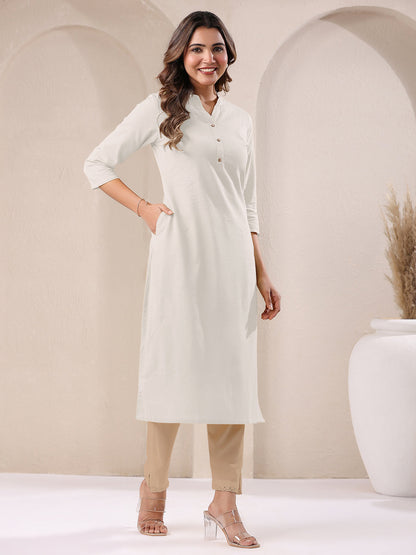 Janasya Light Cotton Solid Straight Kurta