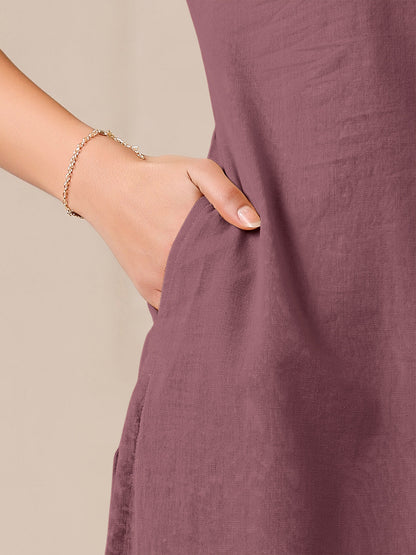 Janasya Light Cotton Solid Straight Kurta