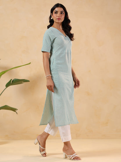 Janasya Light Cotton Striped Straight Kurta