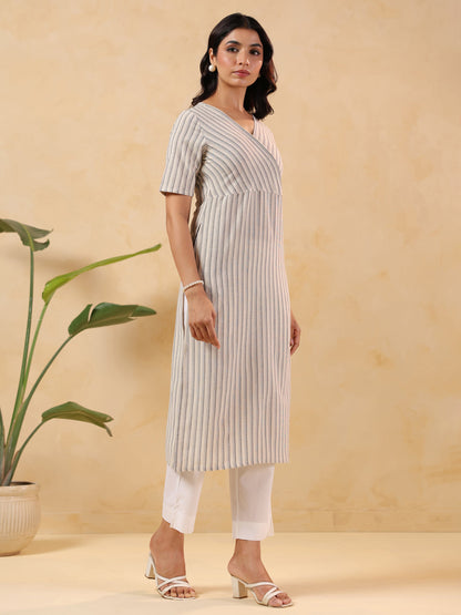 Janasya Light Cotton Striped Straight Kurta