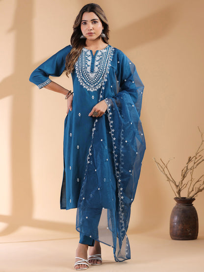 Janasya Dark Silk Blend Embroidered Straight Kurta Set