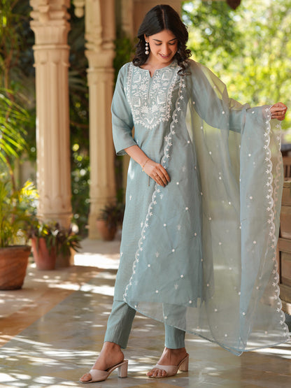 Janasya Light Silk Blend Embroidered Straight Kurta Set