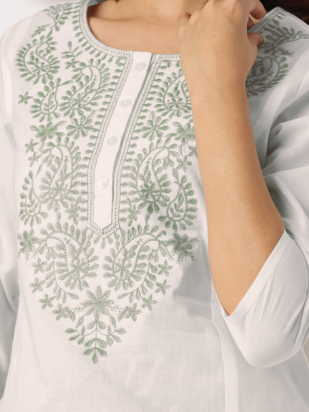 Janasya Light Cotton Yoke Embroidery Straight Kurta Set