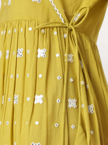 Janasya Bright Cotton Embroidered Angrakha Kurta Set