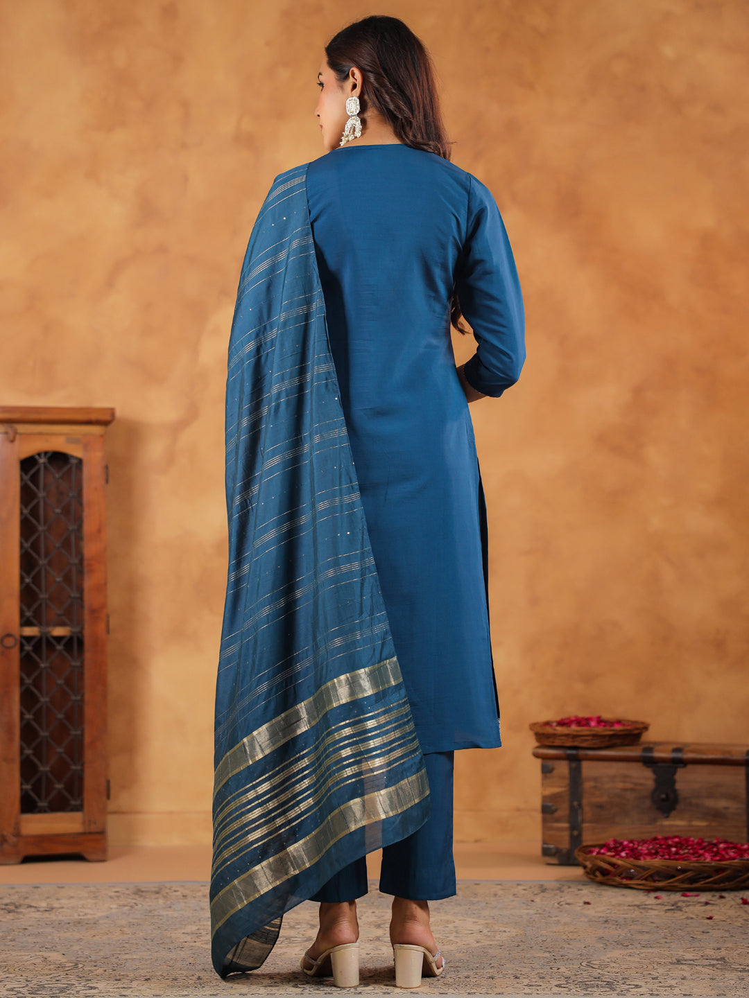 Janasya Dark Chanderi Embroidered Straight Kurta Set