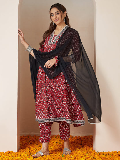 Janasya Dark Cotton Ikkat Anarkali Kurta Set