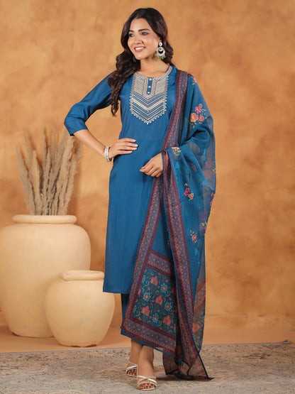 Janasya Dark Silk Blend Yoke Embroidery Straight Kurta Set