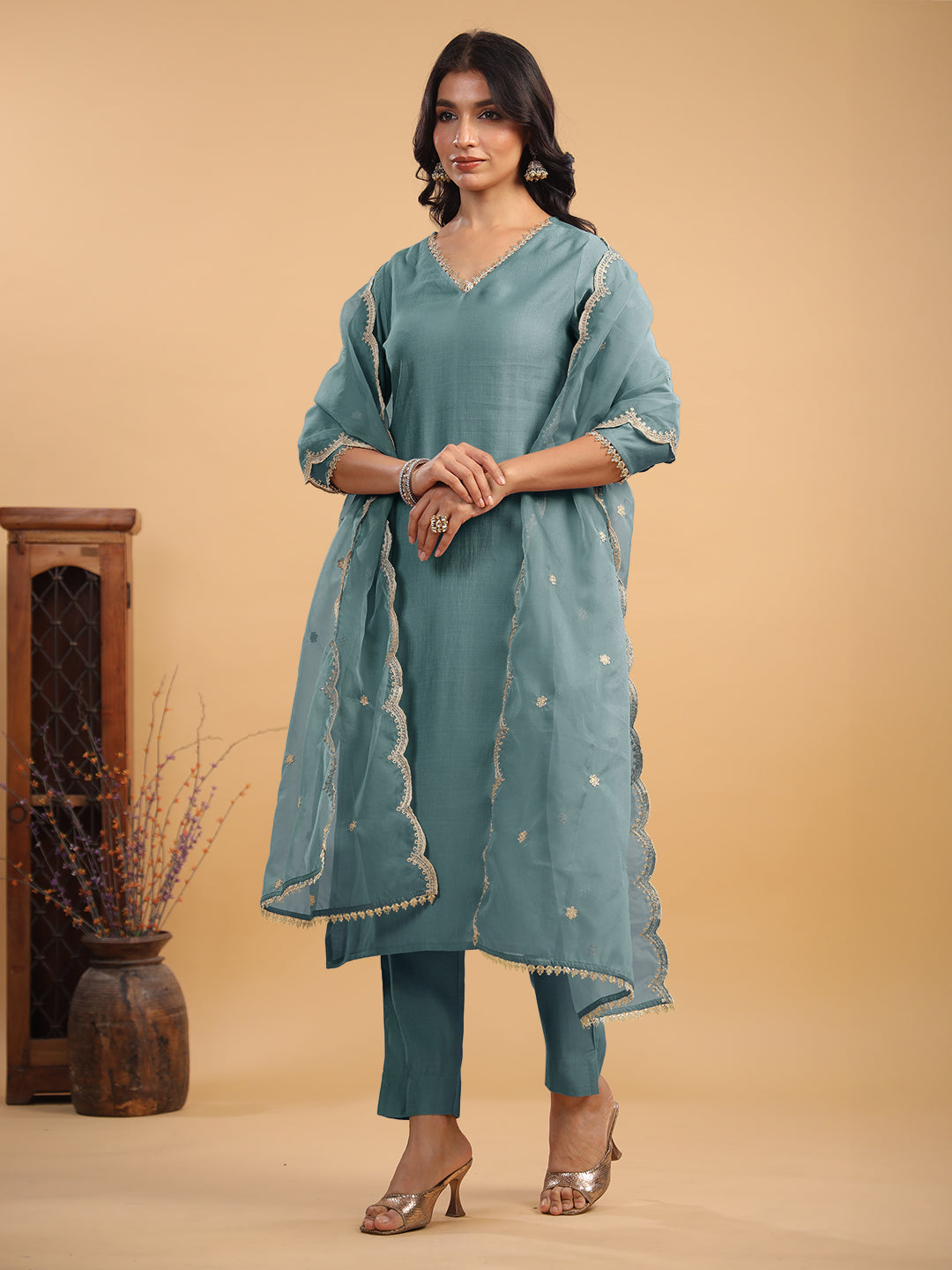 Janasya Light Chanderi Solid Straight Kurta Set