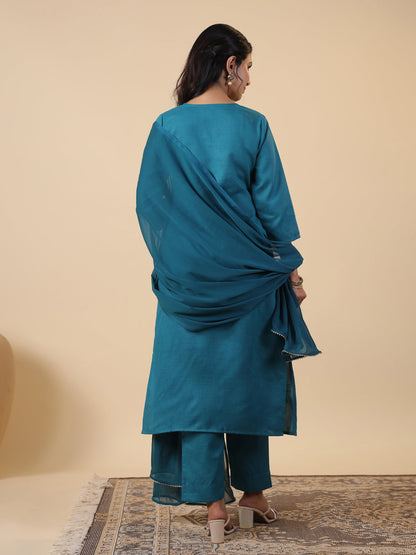 Janasya Bright Cotton Blend Embroidered Straight Kurta Set