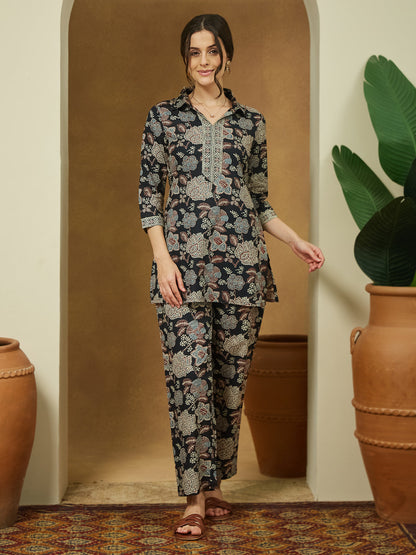 Janasya Dark Cotton Floral Straight Top & Bottom Set