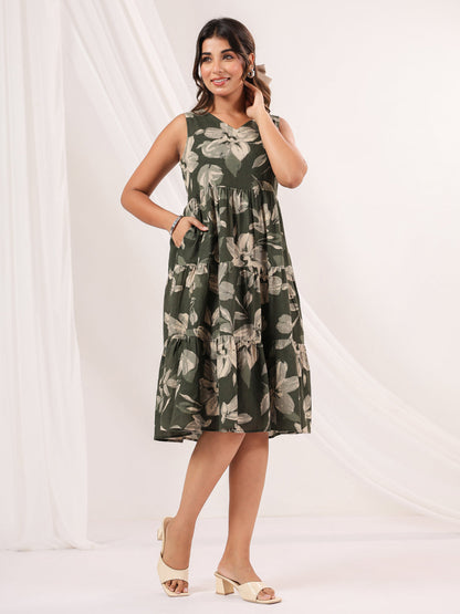 Janasya Dark Cotton Floral Tiered Dress