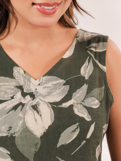 Janasya Dark Cotton Floral Tiered Dress